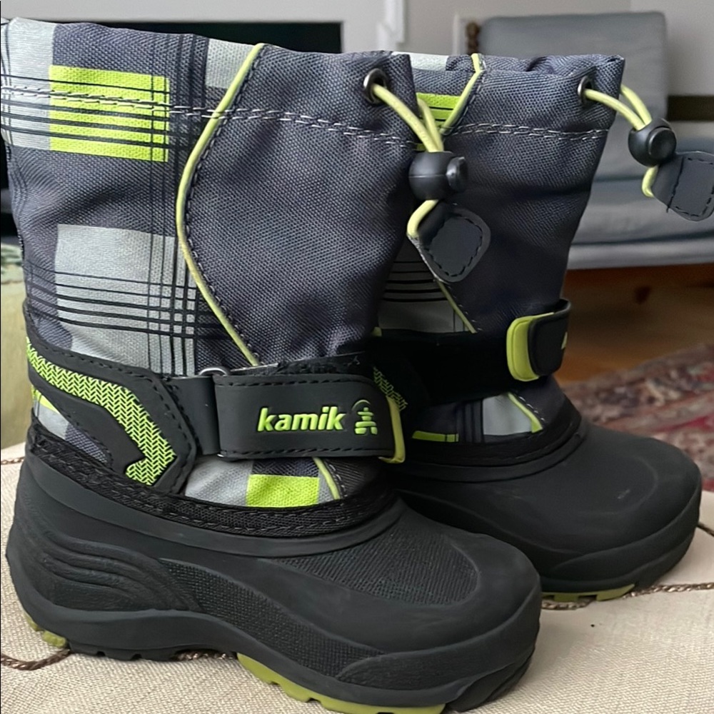 Kamik Snow Boots LIKE NEW